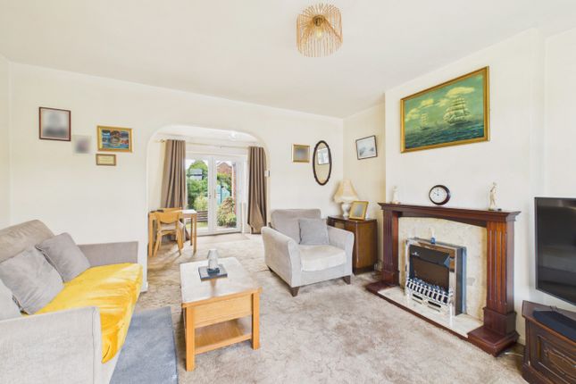 41 Travis Road, Cottingham, East Riding of Yorkshire photo 3