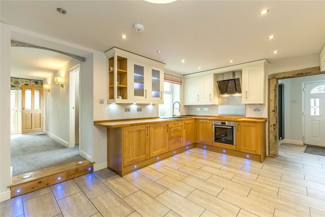 Ivy Dene, 42, South Lane, Holmfirth photo 2