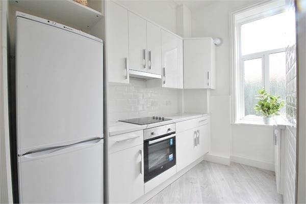 2, 73-75, Carlton Mansions, Chichele Road, London photo 3