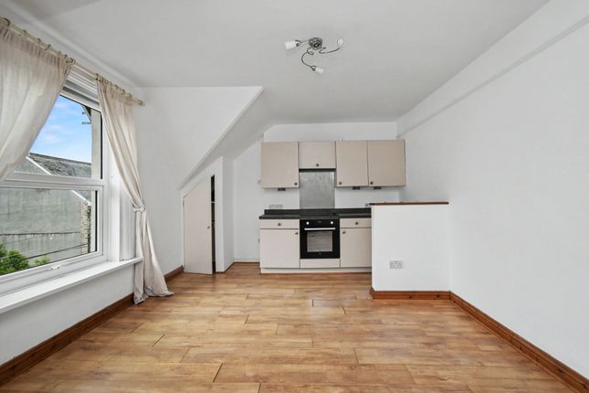 Flat 5, 11 Station Road, Okehampton photo 2