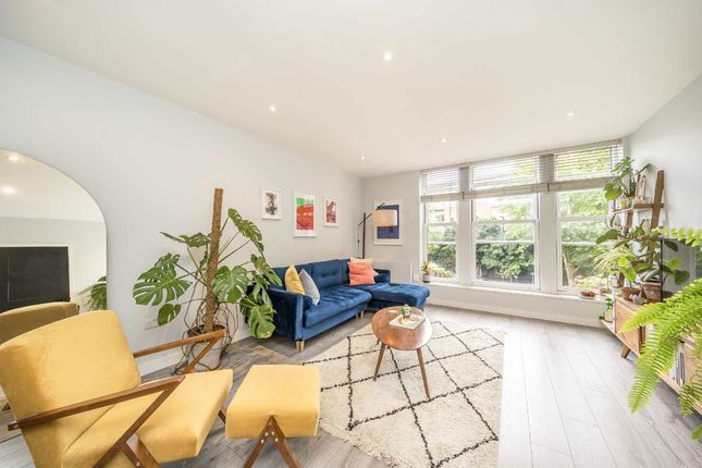 Flat 3, 60, East Dulwich Road, London photo 3