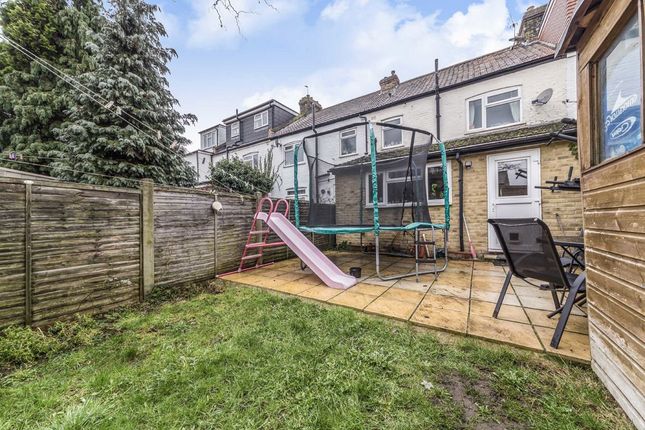 195, Manor Grove, Kew photo 4