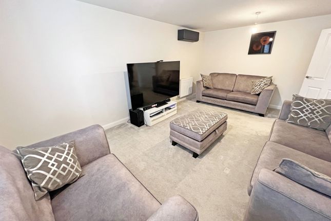 Glenmore Road, Lubbesthorpe photo 3