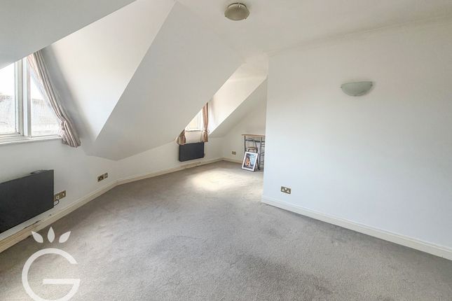 Flat Flat 10, Bell Court, Wargrave Road, Reading photo 2