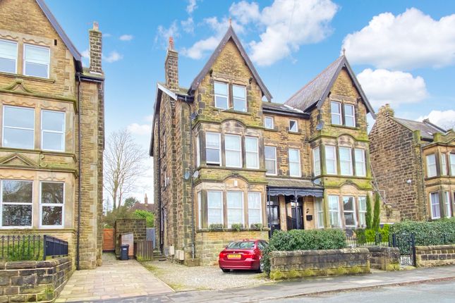 Thumbnail Flat for sale in West Cliffe Mount, Harrogate