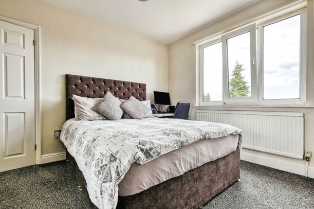 End terrace house for sale in The Circle, Leicester