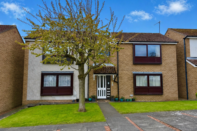 1-bed flat on 33 Arkle Court, Alnwick, £25,000