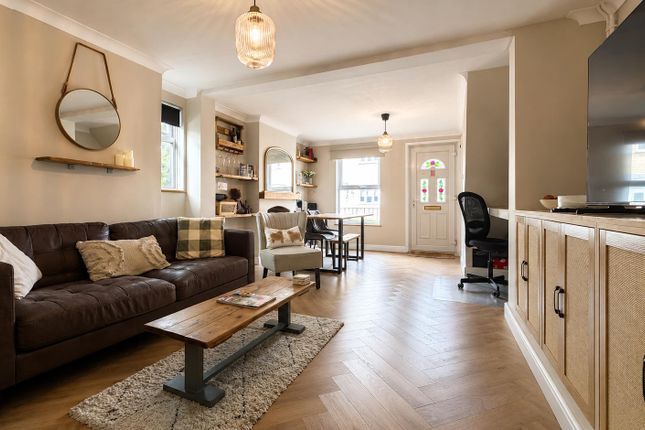 14, Mereside, Ely photo 3