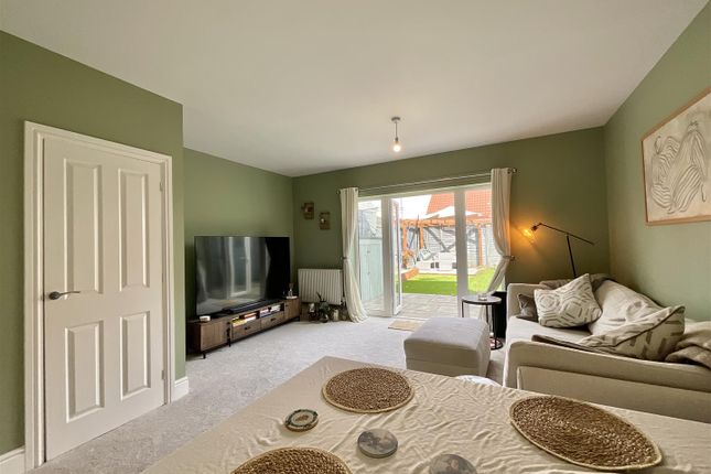 7, Clover Road, Bristol photo 3