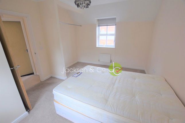 Terraced house to rent in Waterside Lane, Colchester