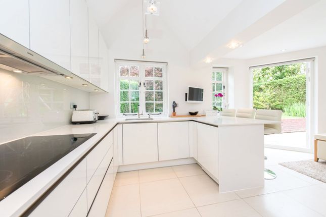 1, Brookland Hill, London photo 4