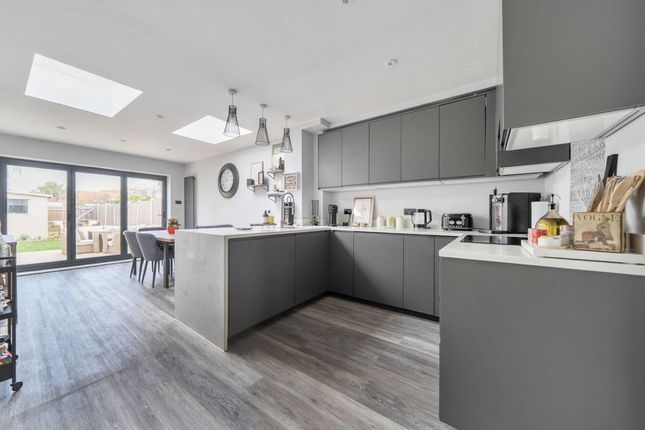 89, Sherwood Park Avenue, Sidcup photo 4