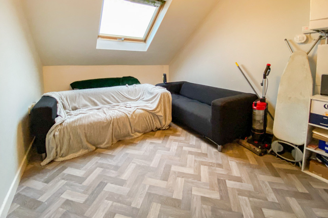 Flat 7, 272 Radford Road, Hyson Green photo 3