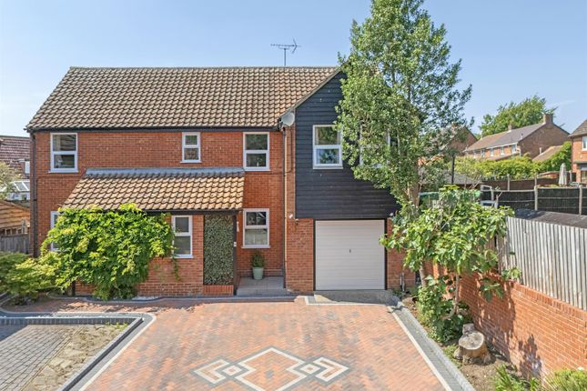 9, The Beadles, Little Hallingbury photo 2