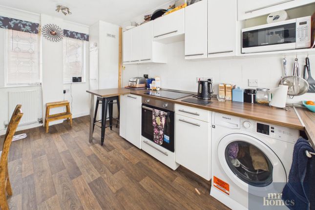 17, Elford Road, Cardiff photo 3