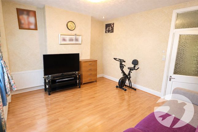 16, South Road, Erith photo 3