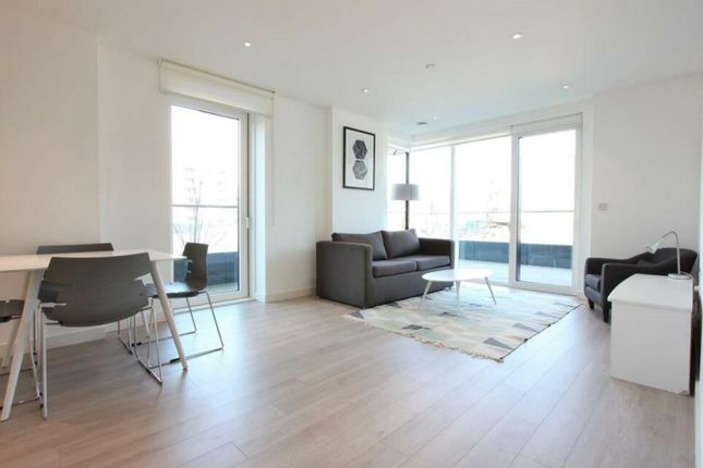 Thumbnail Flat for sale in Devan Grove, Finsbury Park