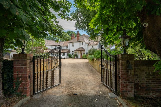 Exterior Through Gates