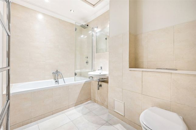 Flat to rent in Collingham Gardens, South Kensington