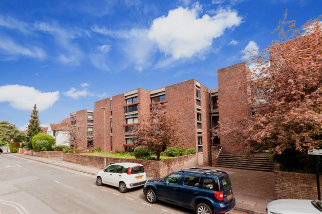 Thumbnail Flat for sale in Middle Way, Summertown