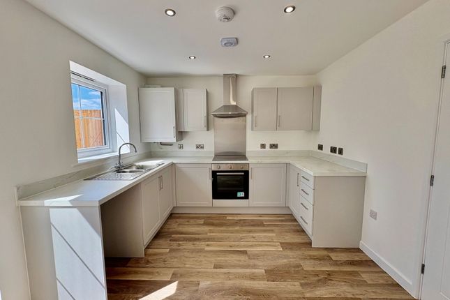 38, Claughton Fields, Dudley photo 4