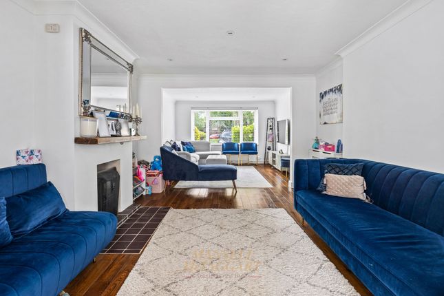 57 Crossways, Crawley photo 4
