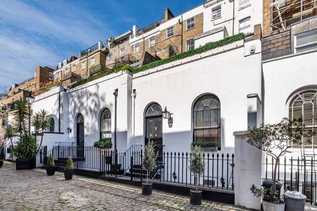 Thumbnail Mews house for sale in Craven Hill Mews, London