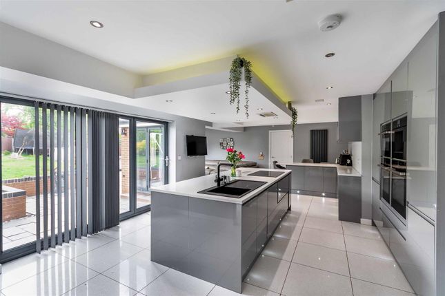 12, Middle Drive, Moorgate photo 2
