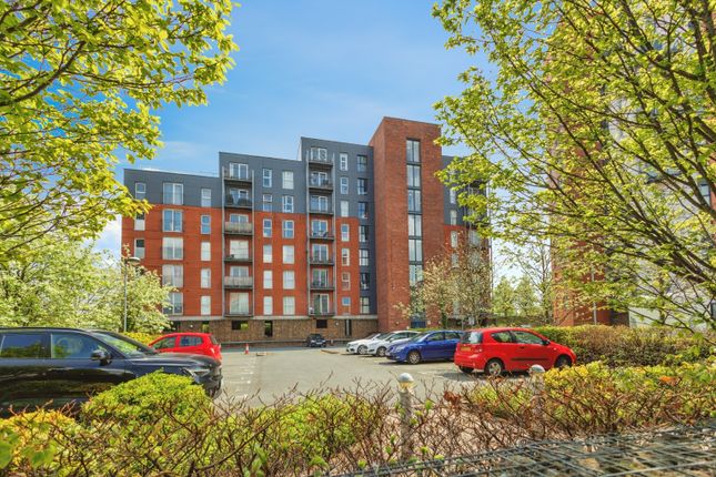 Flat for sale in Stillwater Drive, Manchester, Greater Manchester