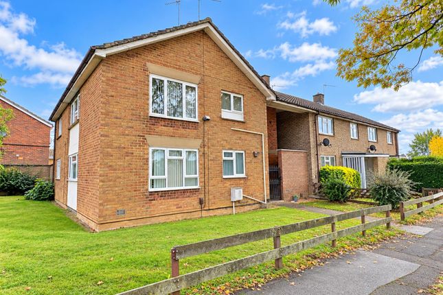 2-bed flat on Greasley Walk, Corby, £145,000
