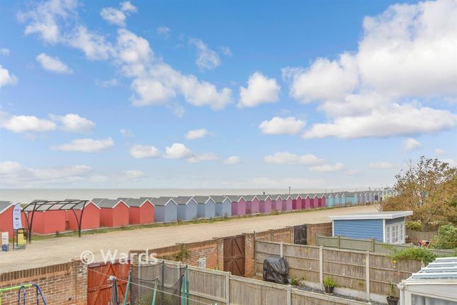 Channel Watch, Coast Drive, Greatstone photo 2