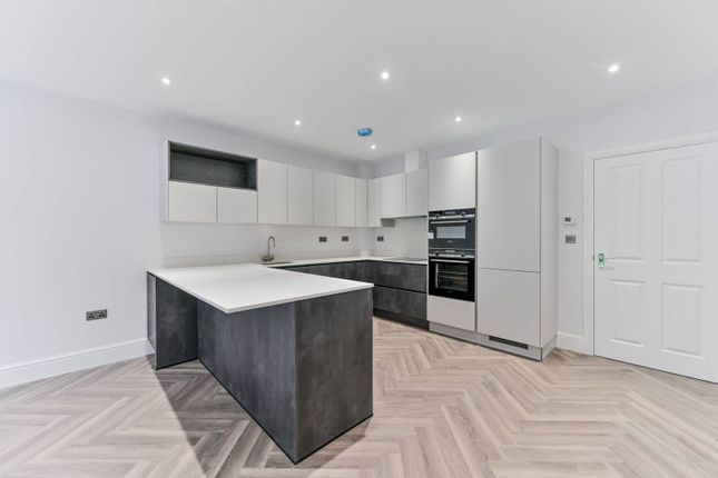 Thumbnail Property for sale in Kingswood Lane, Purley