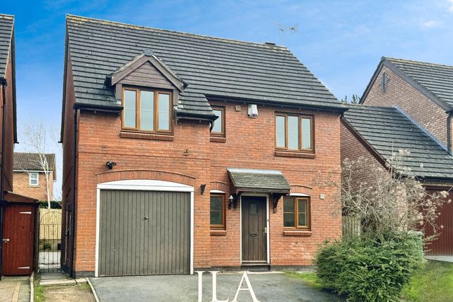 Detached house to rent in Elliot Close, Oadby, Leicester