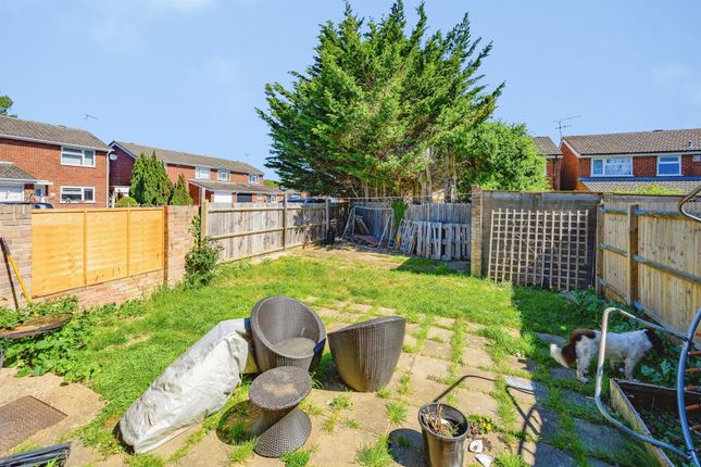 34, Bembridge Gardens, Luton photo 4