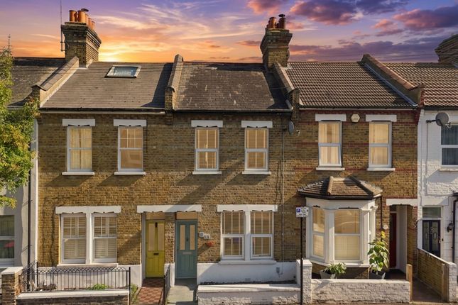 3-bed house on 34 Colchester Road, Southend-On-Sea, £300,000