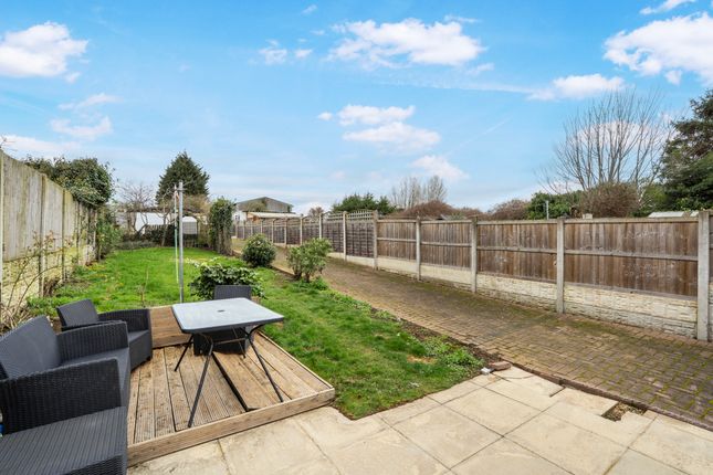 62 Weeland Road, Goole photo 3