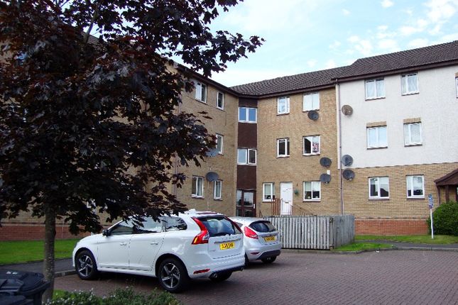 Flat to rent in Lees Court, Coatbridge