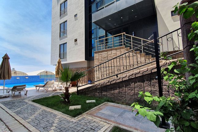 Apartment for sale in Mahmutlar, Alanya, Antalya Province, Mediterranean, Turkey