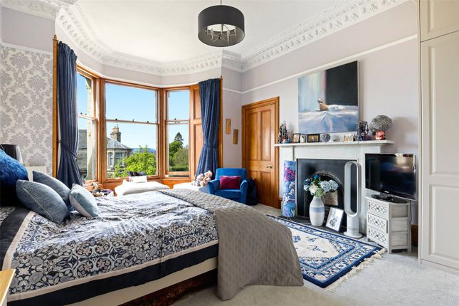 21, Kincarrathie Crescent, Perth and Kinross photo 4