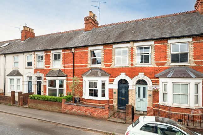 Thumbnail Terraced house for sale in Reading Road, Henley-On-Thames