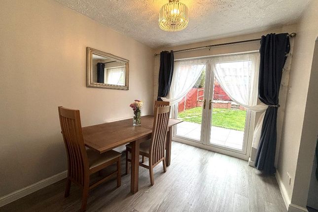 7, Pytchley Close, Luton photo 3