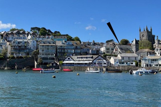 Flat 2, 9, Lostwithiel Street, Fowey photo 2