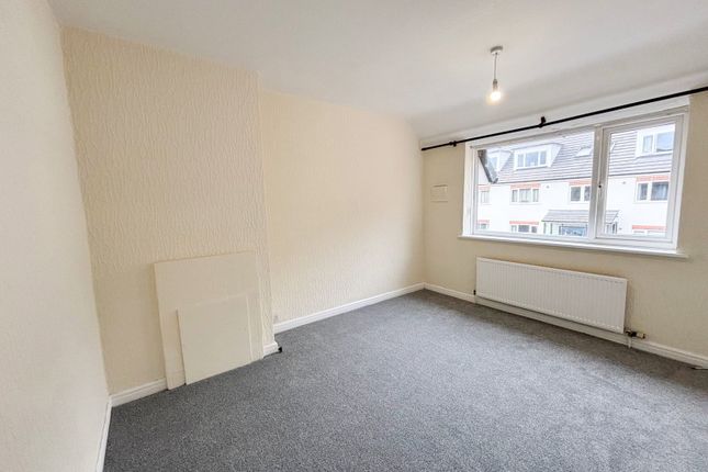 580, Flat above College Road, Birmingham, B44 0HU photo 4
