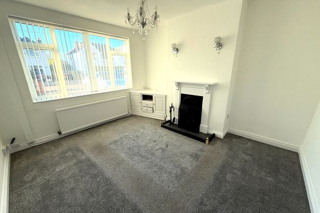 Herricks Avenue, Leicester photo 4