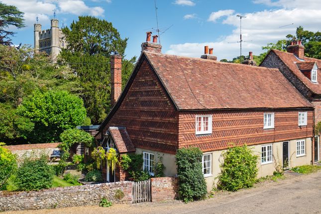 3-bed house on Flat Brooklands, 66, Hambleden Village, Henley-on-thames, £825,000