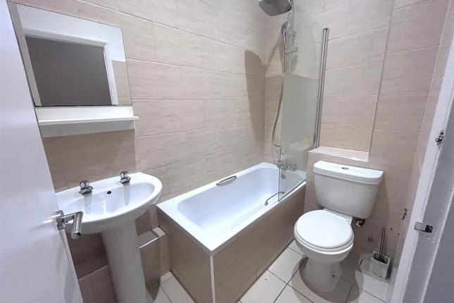 Flat C Regent House, Princes Place, Brighton photo 4