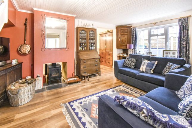 Applecombe Cottage,, Newnham Road, Hook photo 3