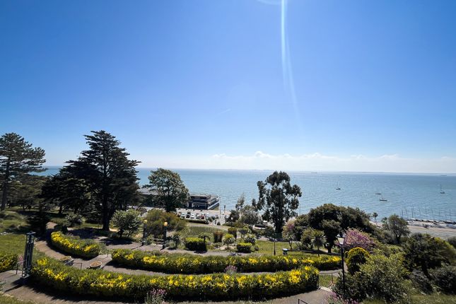 Thumbnail Flat to rent in Westcliff Parade, Westcliff-On-Sea