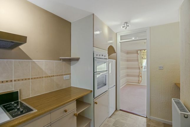 4 Gigha Place, Broomlands, Irvine photo 4