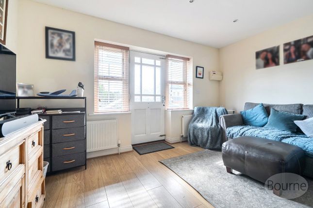 1, Olivers Terrace, Liss photo 2